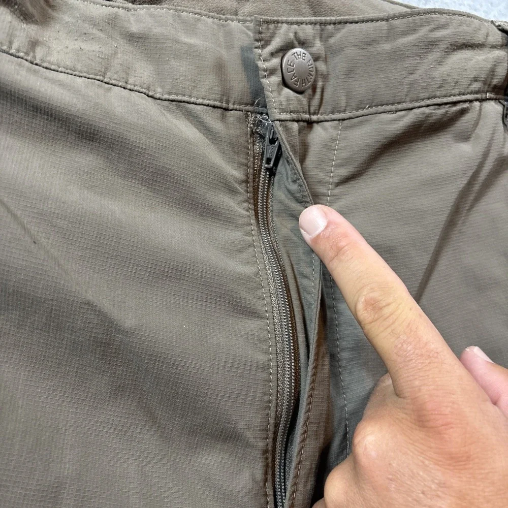 The North Face Pants Mens 38 (38x30)Brown Convertible Zip Off Hiking (Tiny Hole)